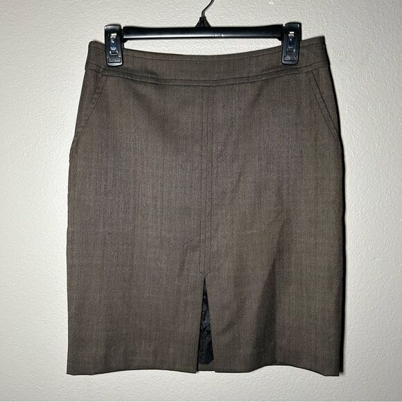 Trina Turk brown front slit pencil skirt women’s size small 4 - Picture 1 of 9
